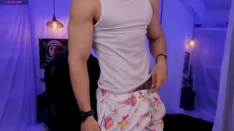 nick fenix online show from July 1, 2:34 am