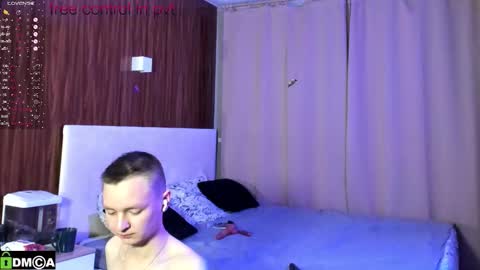 nick_kule online show from November 24, 4:52 pm