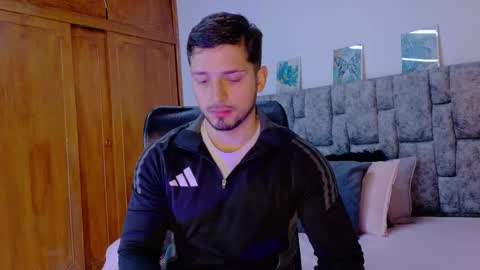 nick_moss_ online show from February 21, 11:00 am