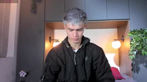 Nick  online show from March 2, 1:07 pm