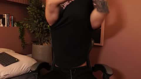 Jhohan online show from January 7, 1:05 pm