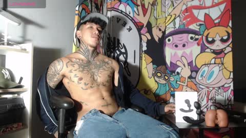 Nickhot0609 online show from December 9, 11:30 pm