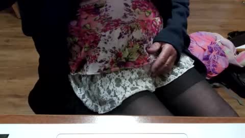 Nickibabe online show from May 20, 4:13 pm