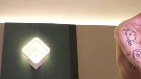 Nicky Neal online show from November 6, 3:31 am