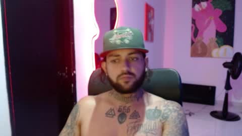 nicolas online show from December 16, 2:25 am