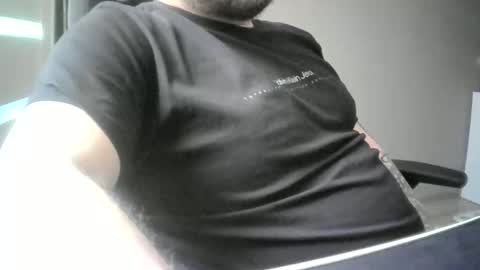 Niewidoczny online show from April 10, 3:41 pm