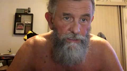 nightmoves1970 online show from February 23, 4:14 am