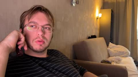 Celine online show from November 4, 6:47 am