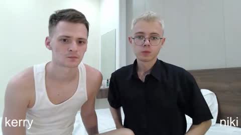 nikikerry_cum_ online show from December 3, 8:42 am