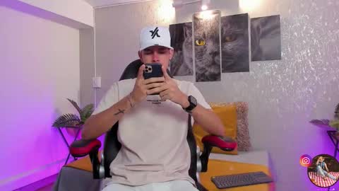 Nils online show from October 2, 4:05 am