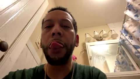 ninolindo919 online show from February 24, 11:16 pm