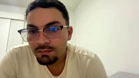 Snapshot of noah_3050 chatting on October 9, 1:32 am noah_3050 online show from October 9, 1:32 am