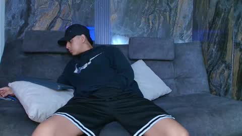 noah_blackk online show from February 23, 1:24 pm