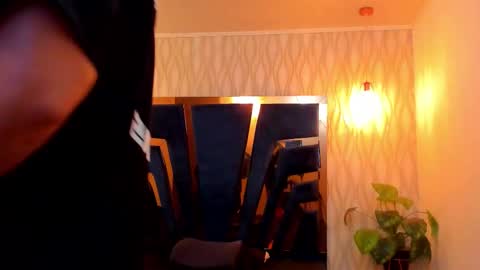 Noah online show from February 2, 5:54 pm