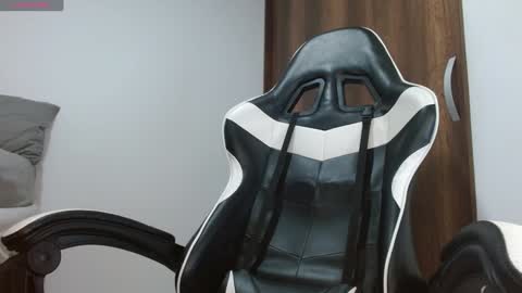 Noah online show from January 28, 10:23 am