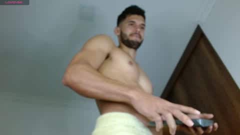 Noah online show from February 3, 10:14 am