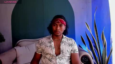 Noah online show from November 26, 9:29 pm