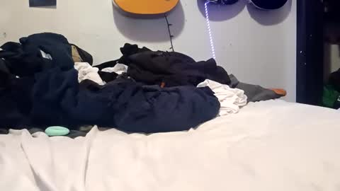 Noah Wesley online show from November 22, 6:02 am