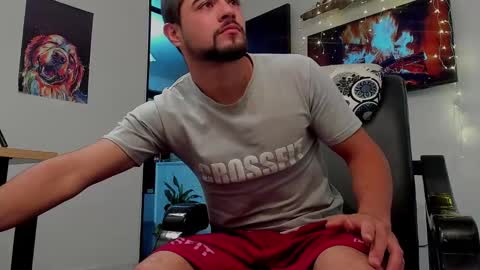 LIAM- noah online show from January 4, 12:49 pm