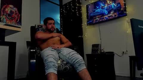 LIAM- noah online show from January 24, 12:41 pm