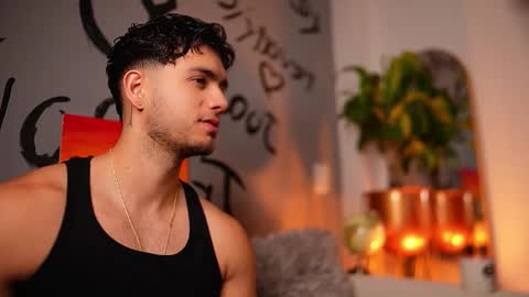 kevin online show from December 20, 12:18 am