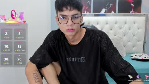 Noha Scott online show from April 9, 11:00 pm