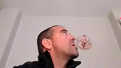 NORMALITO online show from March 3, 12:45 pm