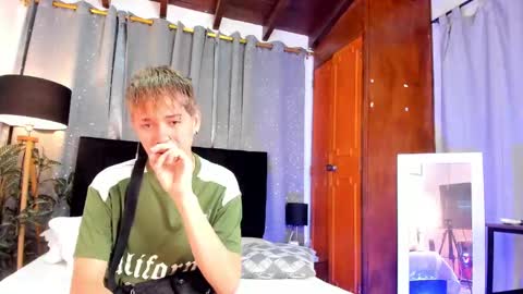 NovayBrian online show from January 17, 4:28 am