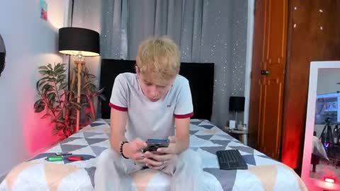 NovayBrian online show from February 4, 4:26 am