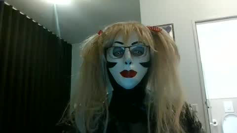 NumbiRubberSlave online show from January 17, 9:32 pm