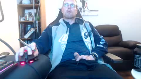 Snapshot of nursefan chatting on October 9, 7:19 pm nursefan online show from October 9, 7:19 pm