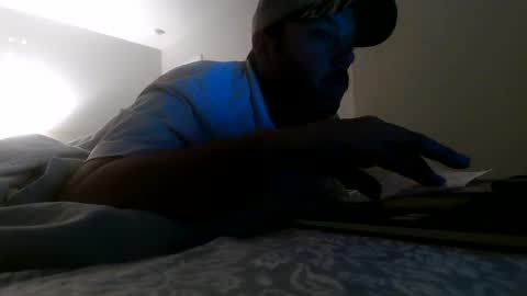 nuttincowboy727272 online show from February 8, 3:01 am