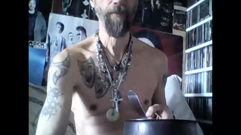 oedipe666cam online show from March 24, 1:38 pm