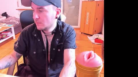 Chris online show from February 26, 9:32 am