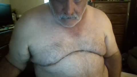 oldcockforyngladies online show from July 18, 4:01 pm