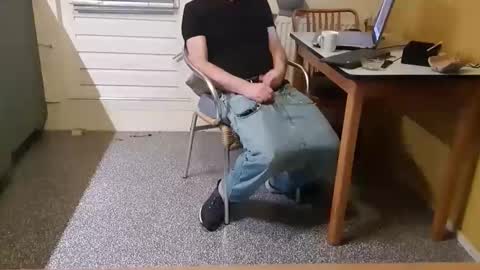 Snapshot of oldersagger chatting on March 6, 7:10 pm oldersagger online show from March 6, 7:10 pm