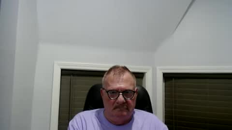 oldguybigd online show from July 9, 5:33 am