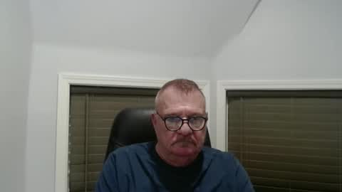 oldguybigd online show from November 12, 2:06 am