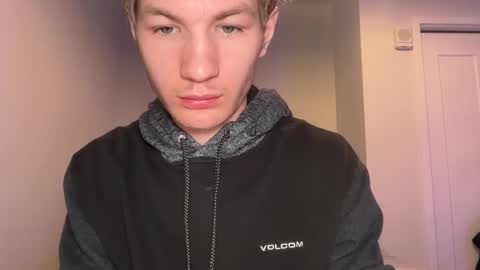 Oliver Beck online show from March 4, 7:22 pm