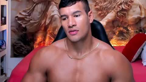 oliver_tommy online show from October 3, 3:50 pm