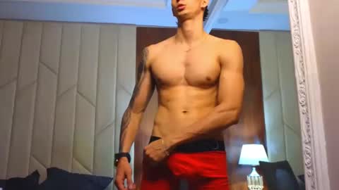 Oliver bennet online show from March 10, 9:51 pm