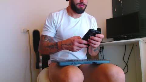 oliver online show from March 4, 4:25 pm