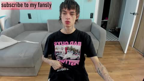 oliverrgroove online show from January 7, 8:37 am