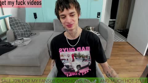 oliverrgroove online show from December 7, 8:44 am