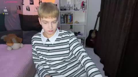 oliver online show from October 5, 2:43 pm