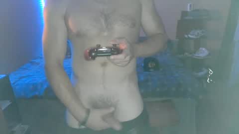 onerknees online show from October 5, 8:40 am