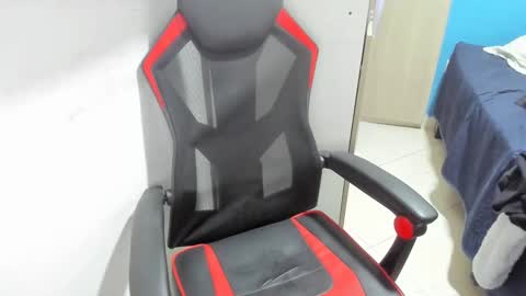 Andres INDEPENDENT MODEL online show from November 5, 12:01 am