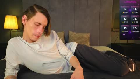 Erick  online show from March 10, 8:12 pm