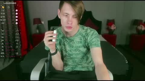 Erick  online show from January 18, 5:58 am