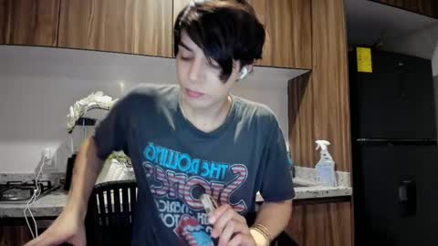 Sergio online show from April 23, 2:49 am